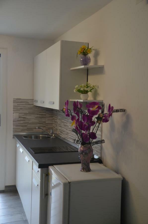 Apartments Lilly - Studio ริเยกา ภายนอก รูปภาพ