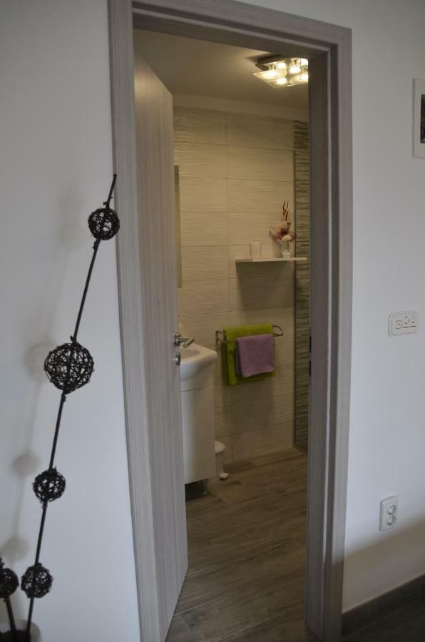 Apartments Lilly - Studio ริเยกา ภายนอก รูปภาพ